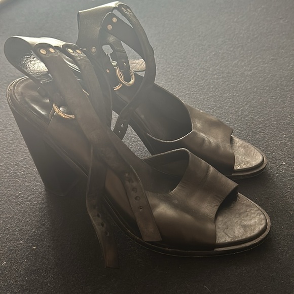 Rag and Bone double buckle sandal - Picture 2 of 5